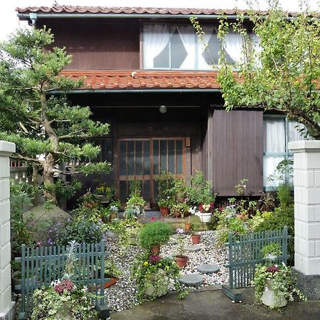 Guesthouse Higashi Fujitatei Shin'onsen Exterior photo